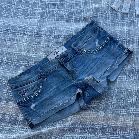Hollister Blue Denim Beaded Low-Rise Shorts - Picture 1 of 5